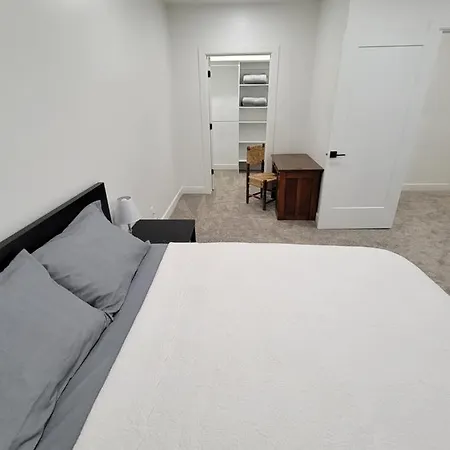 Spacious & Modern Apartment, Close To Universities And Mountains Mapleton Exterior photo