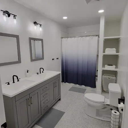 Spacious & Modern Apartment, Close To Universities And Mountains Mapleton Exterior photo