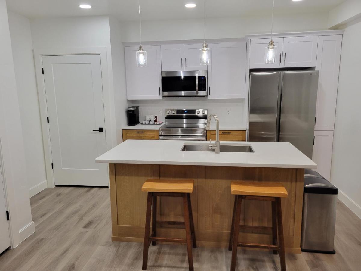 Spacious & Modern Apartment, Close To Universities And Mountains Apartment Mapleton