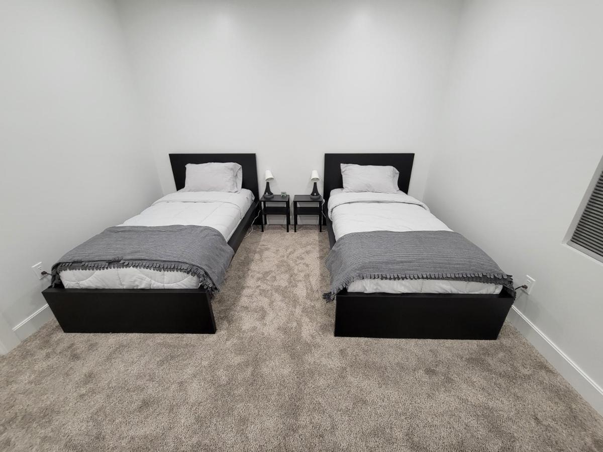 Spacious & Modern Apartment, Close To Universities And Mountains Apartment